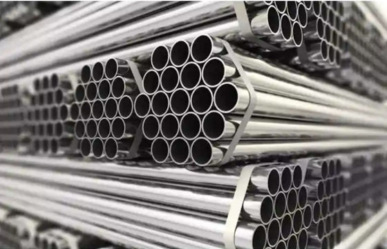 Tolleranza dei tubi strutturali in acciaio inossidabile a estremità piane ± 1% per i tubi industriali