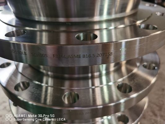 Flanche di acciaio di saldatura rivestite con olio di classe 300 per l'installazione di tubazioni industriali