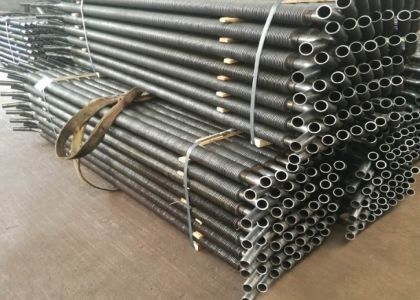 Tubo di scambiatore di acciaio di lunghezza personalizzata per il trasferimento di calore in applicazioni industriali