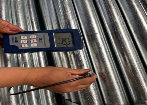 Tubo di acciaio laminato a caldo con resistenza elettrica saldato in forme quadrate rettangolari rotonde