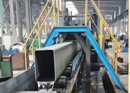 ASTM EN, BS, JIS Struttura di tubi di acciaio sezioni tubolari con finitura superficiale vernice