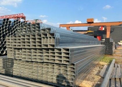 Sezioni vuote in acciaio di 6 m di lunghezza di 6 m e certificato ISO Q195-Q345