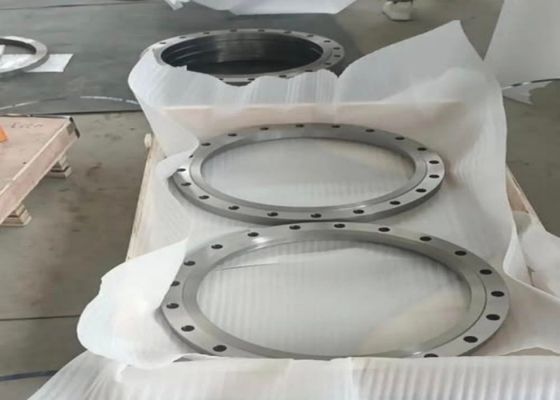 Flanges in acciaio con GOST standard e connessione a filo