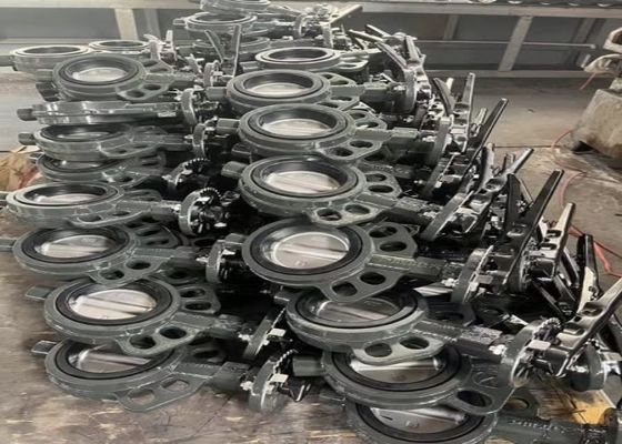 Valvola a farfalla a guinzaglio a bullone standard DIN con funzionamento manuale per tubazioni