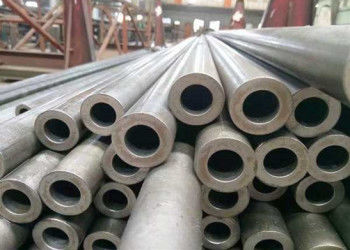 Tubo di acciaio legato resistente alle alte temperature per applicazioni ad uso pesante, non secondario e ASP, ispezione da parte di terzi