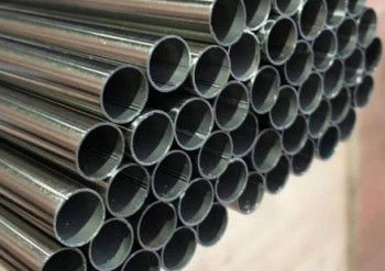 Tubo di linea in acciaio in lega resistente alle alte temperature per applicazioni ad alta pressione