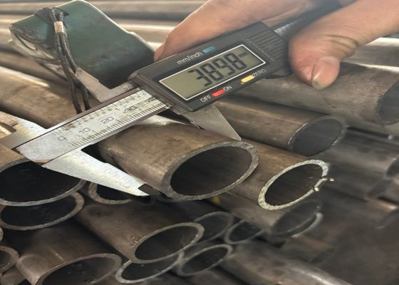 Trattamento finale a bevello Materiale di tubo di acciaio rotondo per lo scambio di calore per il trasferimento di calore