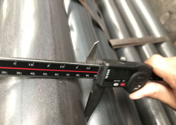 Pipa saldata in acciaio al carbonio con finitura di superficie nuda per prestazioni ottimali in forma rettangolare