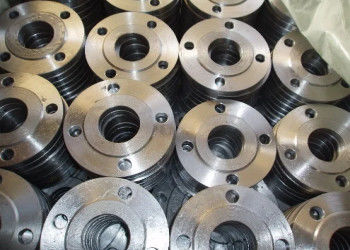 Flangelli di acciaio per saldatura per applicazioni chimiche classe 900