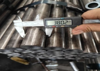 Tubo in acciaio per scambiatori di calore 16Mn, spessore parete 0.7-30MM, lunghezza personalizzata