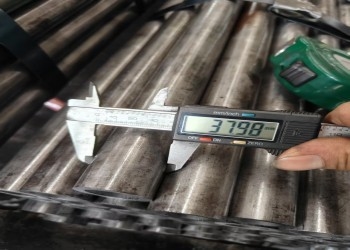 Tubo in acciaio per scambiatori di calore 0,7-30 mm Spessore della parete Lunghezza personalizzata