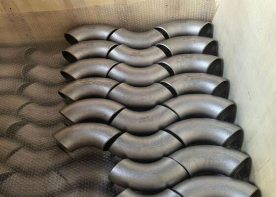 Fittings per tubi in acciaio inossidabile OEM forgiati con elevata resistenza alla corrosione e standard ASME B 16.9 in 1/2 pollice - 24 pollici