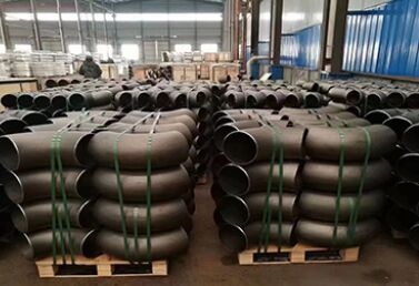 Fittings per tubi in acciaio al carbonio di pressione a caldo di grado WPB con elevata resistenza alla corrosione per condotte industriali