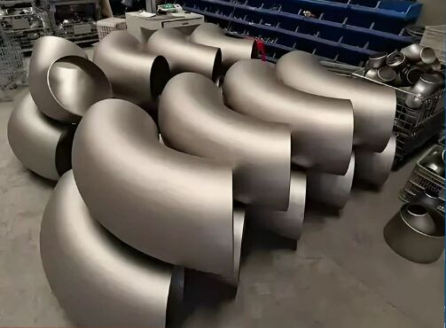 Fittings per tubi in acciaio ad alta resistenza alla corrosione con tolleranza di lavorazione di precisione +/- 0,01 mm e tecniche di pressatura a caldo/freddo