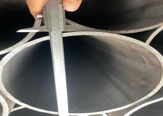 Tubo di acciaio SMLS a estremità piana con spessore della parete SCH80 ideale per strutture portanti e costruzione di condotte