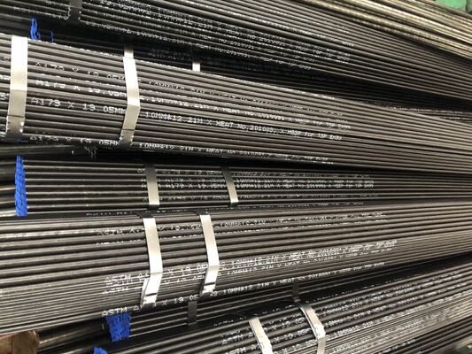Tubo in acciaio per scambiatori di calore resistenti alla corrosione con spessore della parete di 0,7 mm ~ 30 mm e lunghezza personalizzata
