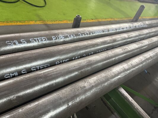 Q235 Tubo in acciaio per scambiatori di calore con spessore della parete di 0,7 mm ~ 30 mm e lunghezza personalizzata per un trasferimento termico ottimale