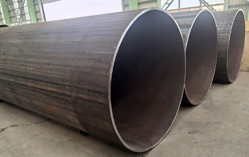 Tubo in acciaio LSAW con diametro esterno 355,6 mm-2320 mm e spessore della parete 5 mm-50 mm conforme allo standard API 5L